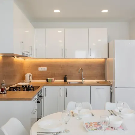 Juranovic Ii Apartment Makarska