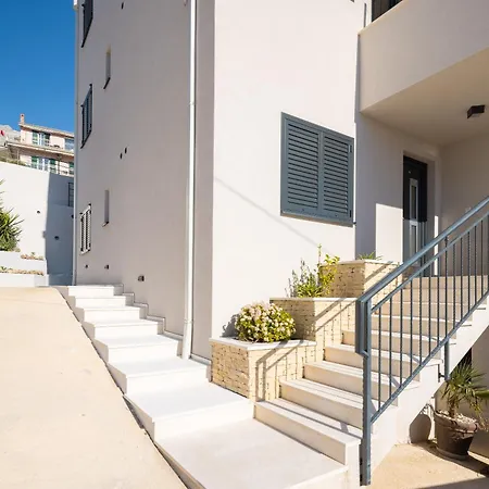 Apartment Juranovic Ii Makarska