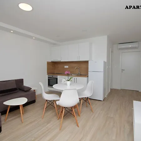 Apartman Juranovic Ii *